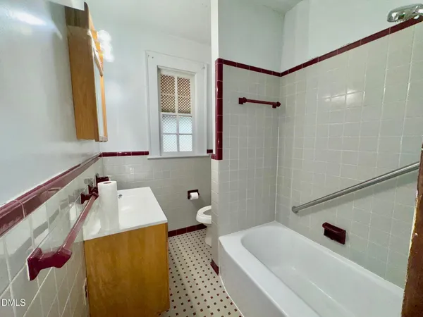 $224,900 | 222 Willowood Drive, Henderson, NC 27536