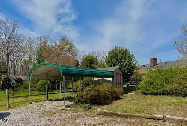 $224,900 | 222 Willowood Drive, Henderson, NC 27536