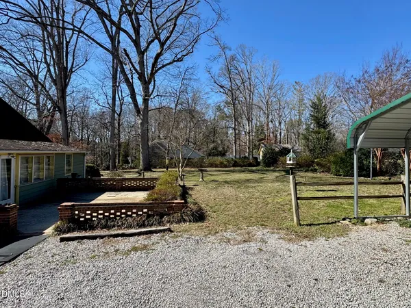$224,900 | 222 Willowood Drive, Henderson, NC 27536