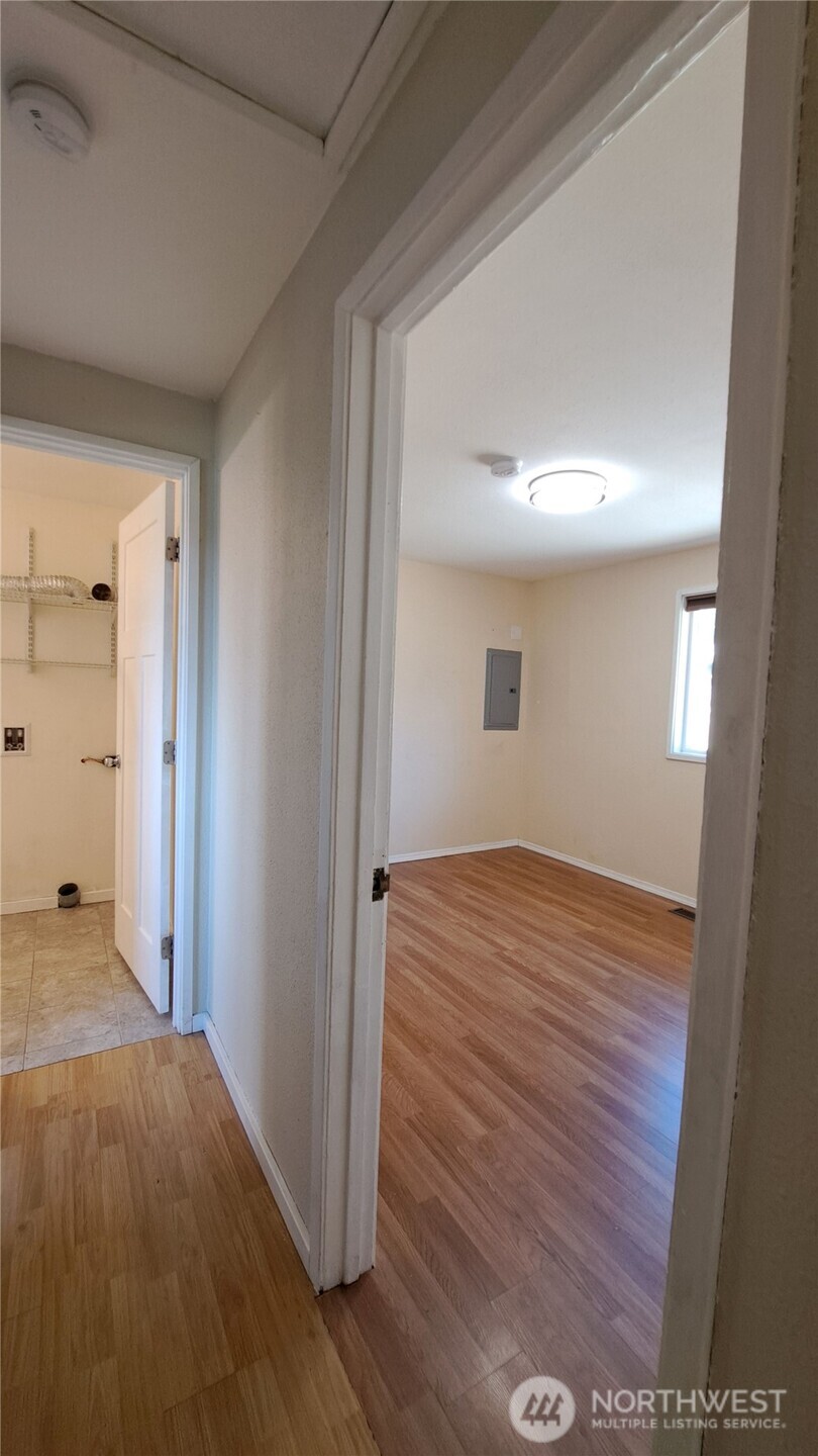 3259 Wright Avenue Bremerton, WA 98310 - Photo 19 of 25