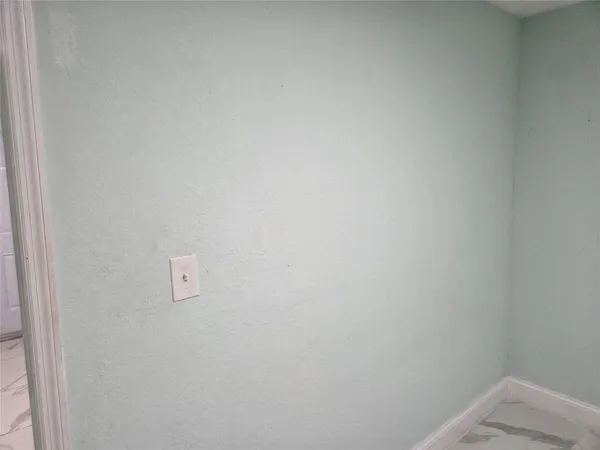 $1,250 | 4870 North Andrews Avenue, Fort Lauderdale, FL 33334