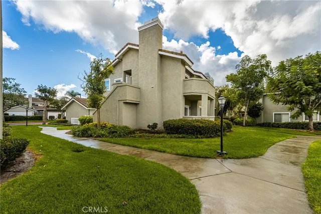 $3,500 | 109 Goldenrod, Irvine, CA 92614