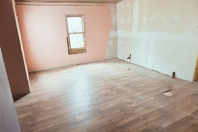 a view of a water fountain in front of the house