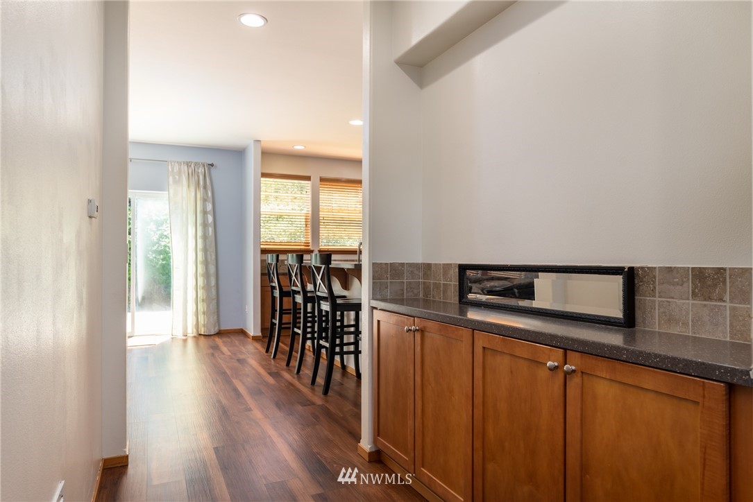 1119 North Waugh Road Mount Vernon, WA 98273 - Photo 12 of 33 Gallery Image 12