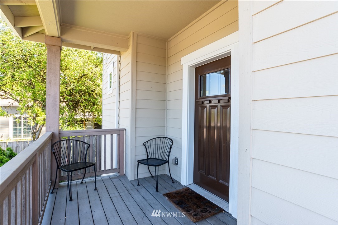 1119 North Waugh Road Mount Vernon, WA 98273 - Photo 3 of 33 Gallery Image 3