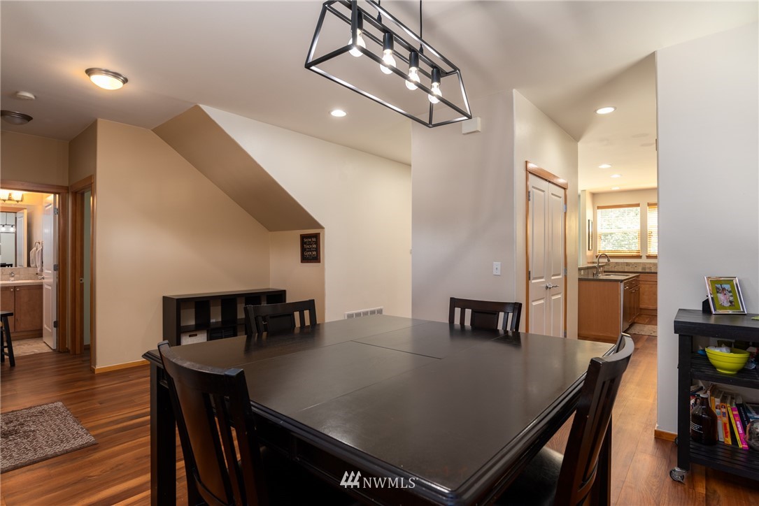 1119 North Waugh Road Mount Vernon, WA 98273 - Photo 7 of 33 Gallery Image 7