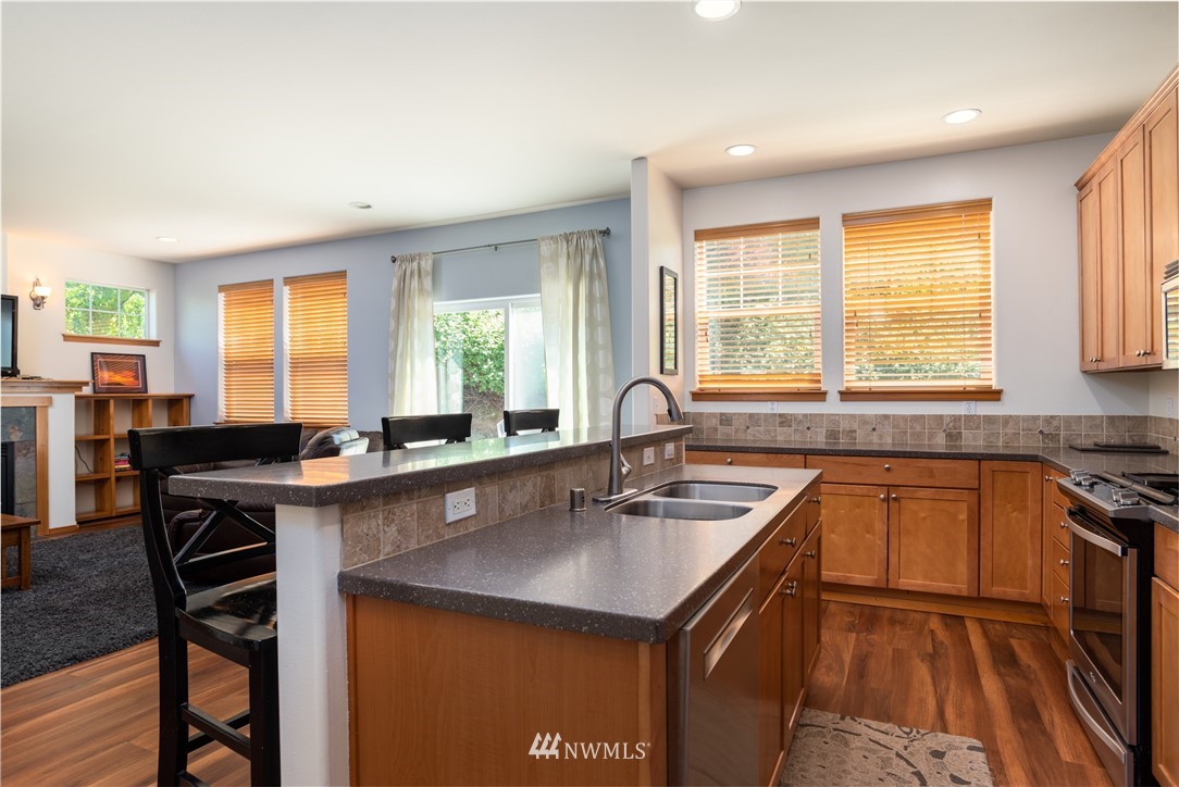 1119 North Waugh Road Mount Vernon, WA 98273 - Photo 9 of 33 Gallery Image 9