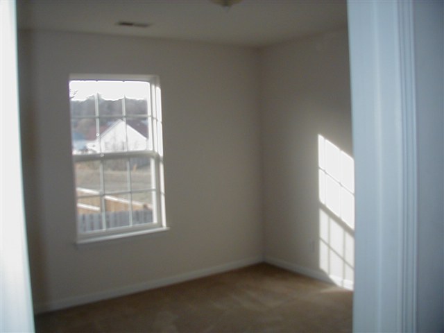 357 Berry Road Taylors, SC 29687 - Photo 9 of 12 Gallery Image 9