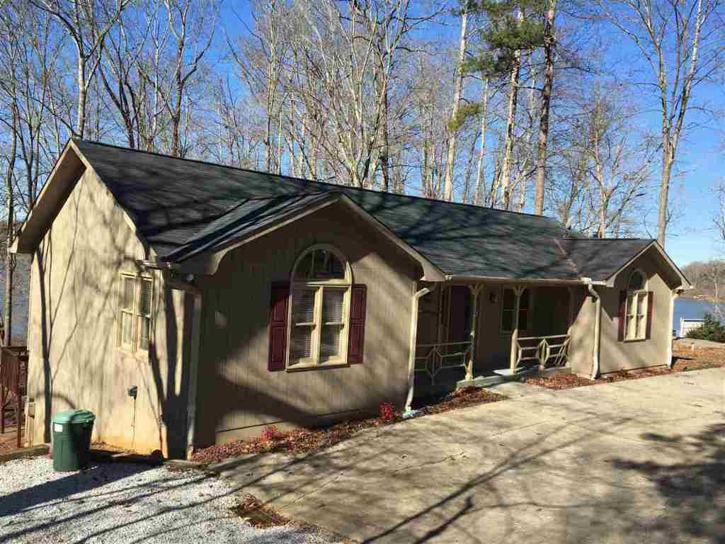 910 Point Road Westminster, SC 29693 - Photo 1 of 31 Gallery Image 1