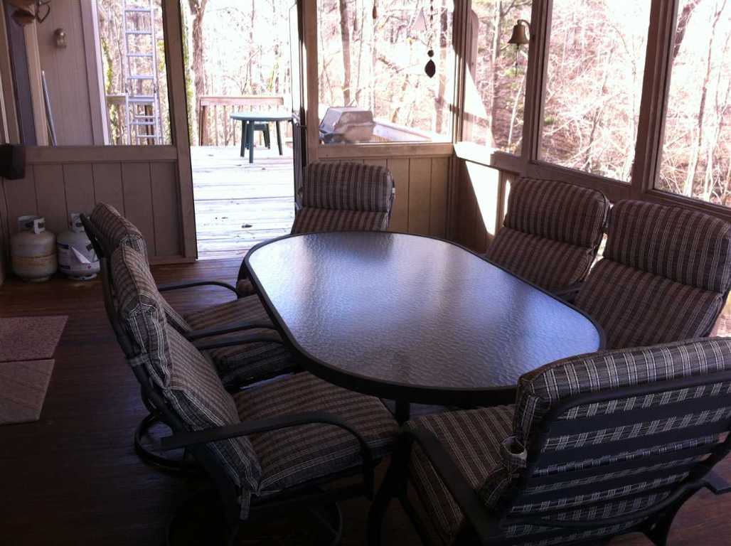 910 Point Road Westminster, SC 29693 - Photo 9 of 31 Gallery Image 9
