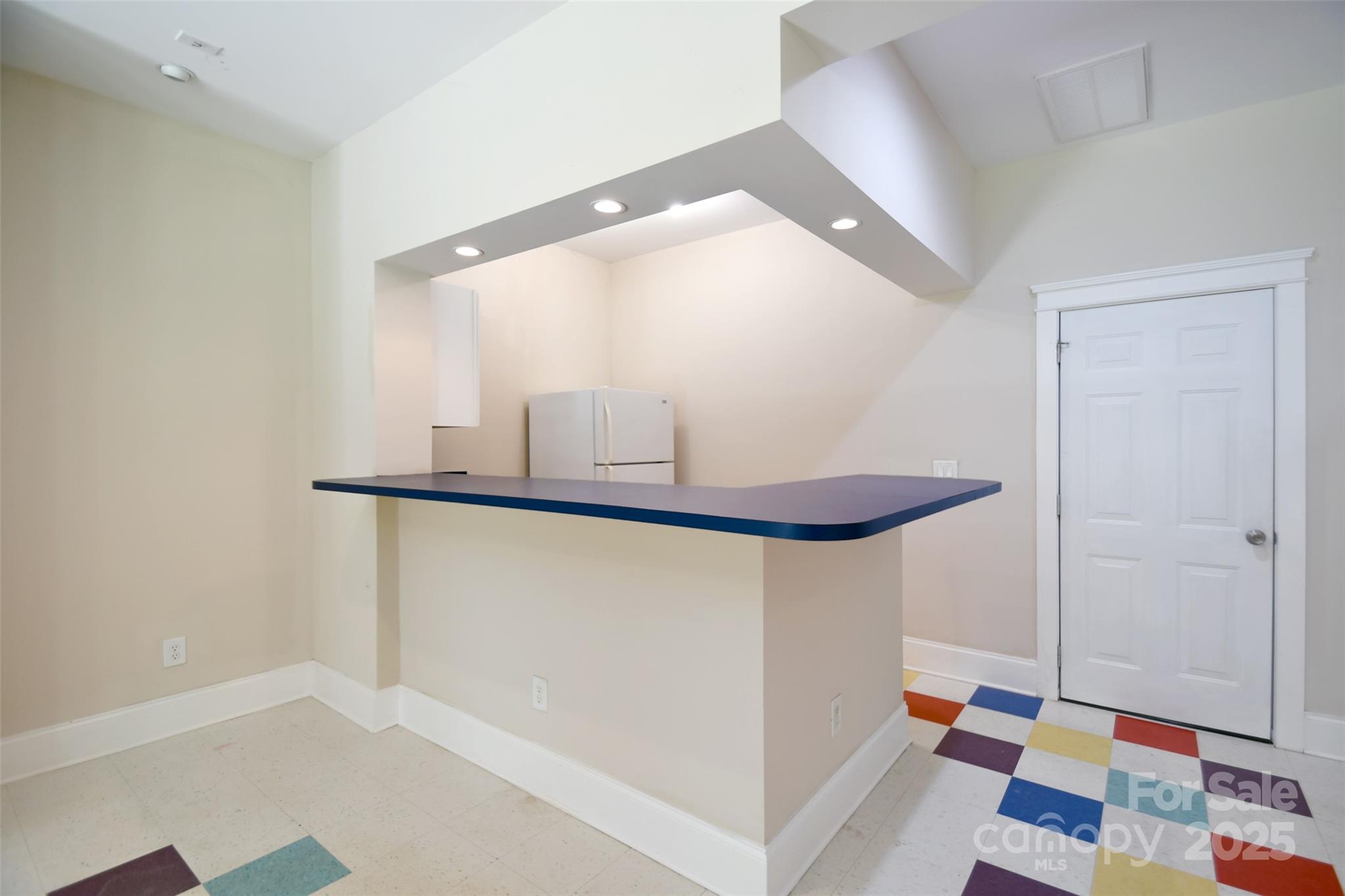 14832 Hus McGinnis Road Huntersville, NC 28078 - Photo 30 of 48 a view of entryway with a rug