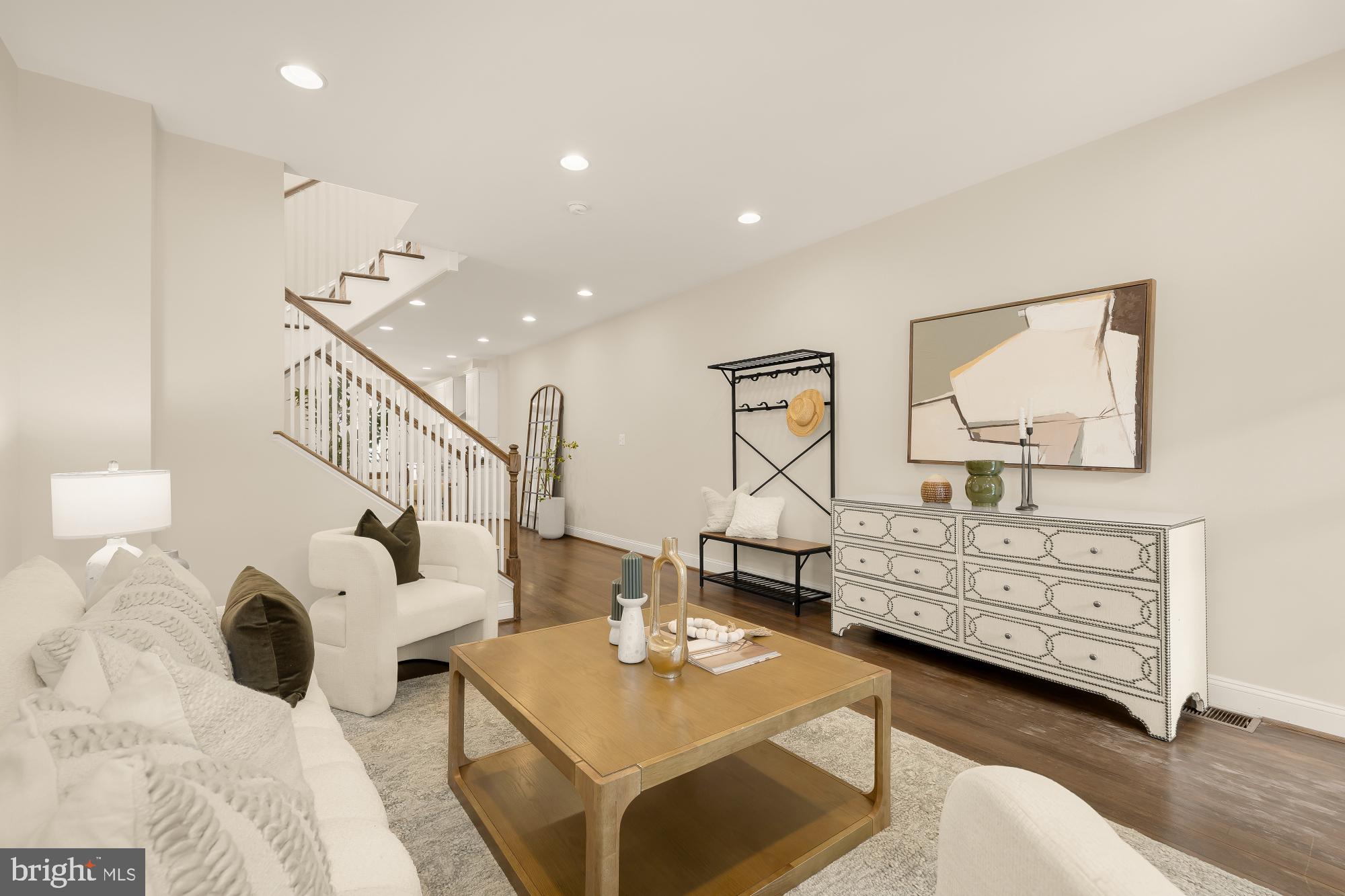 647 A Street Southeast Washington, DC 20003 - Photo 6 of 41