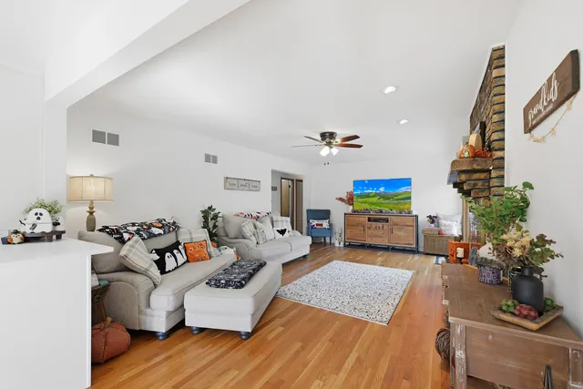 $535,000 | 27805 South Klemme Road, Crete, IL 60417