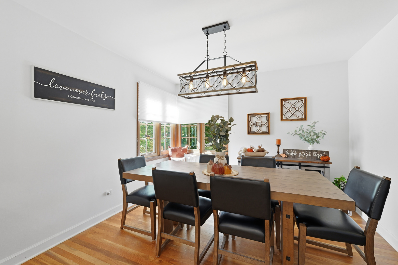 27805 South Klemme Road Crete, IL 60417 - Photo 8 of 29 a view of a dining room with furniture window and outside view