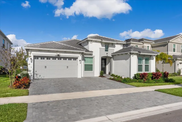 $882,850 | 13530 Spruce Pne Drive, Westlake, FL 33470