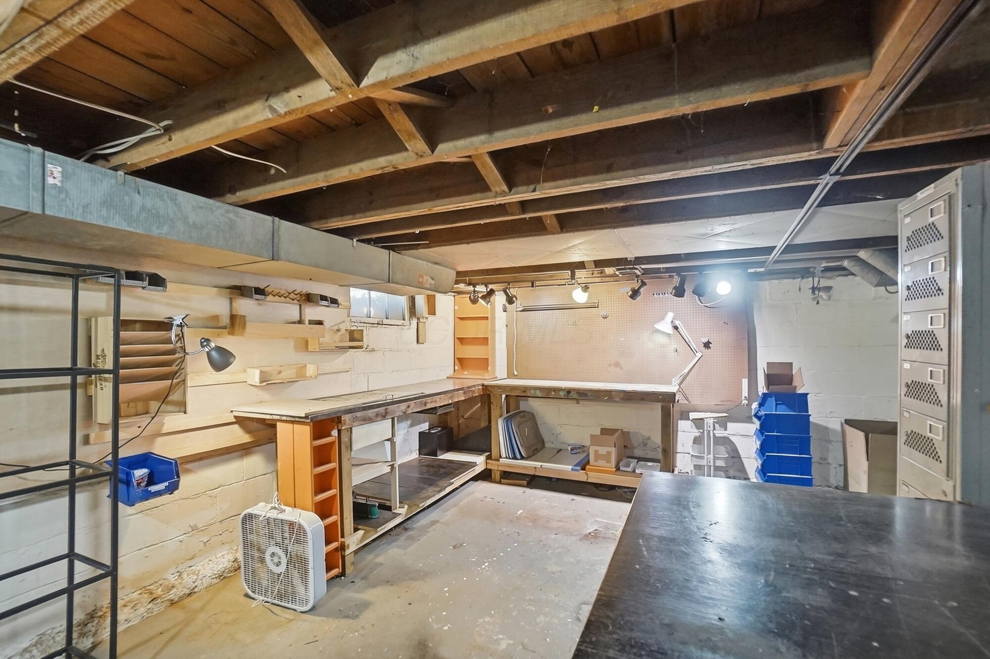 587 Wiltshire Road Columbus, OH 43204 - Photo 56 of 73