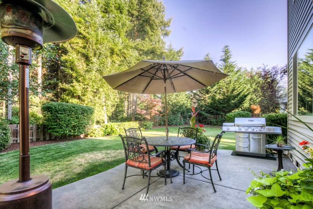 28036 Maple Ridge Way Southeast Maple Valley, WA 98038 - Photo 17 of 21