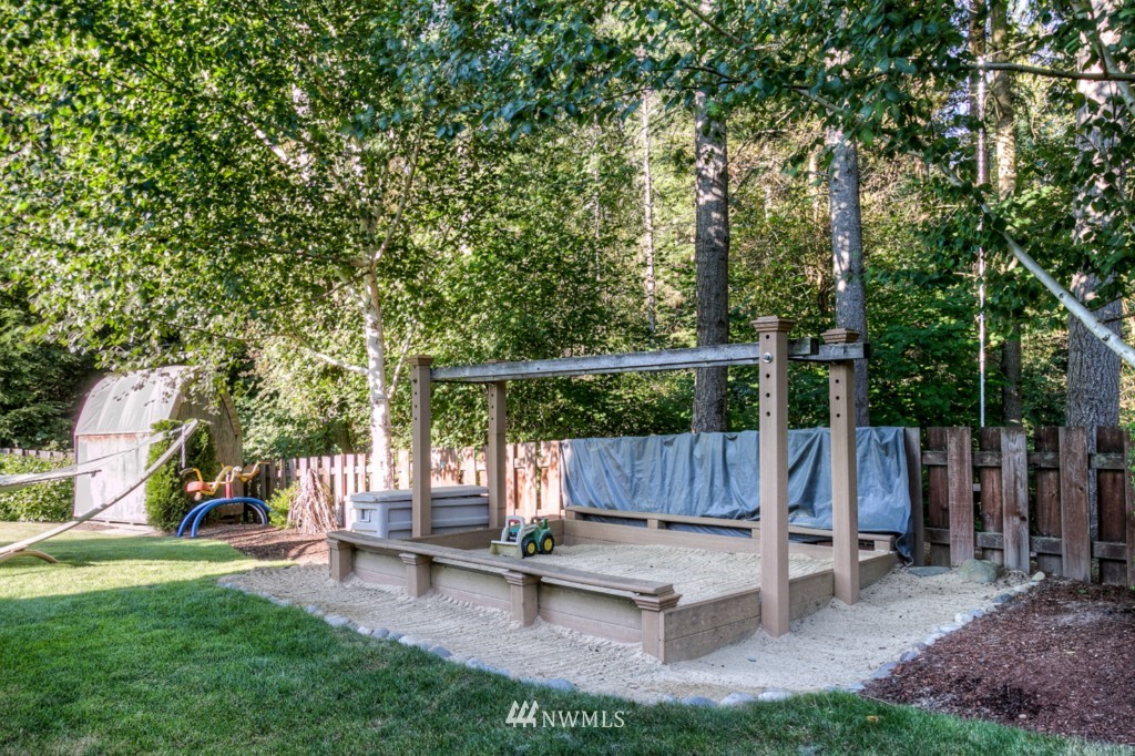 28036 Maple Ridge Way Southeast Maple Valley, WA 98038 - Photo 20 of 21