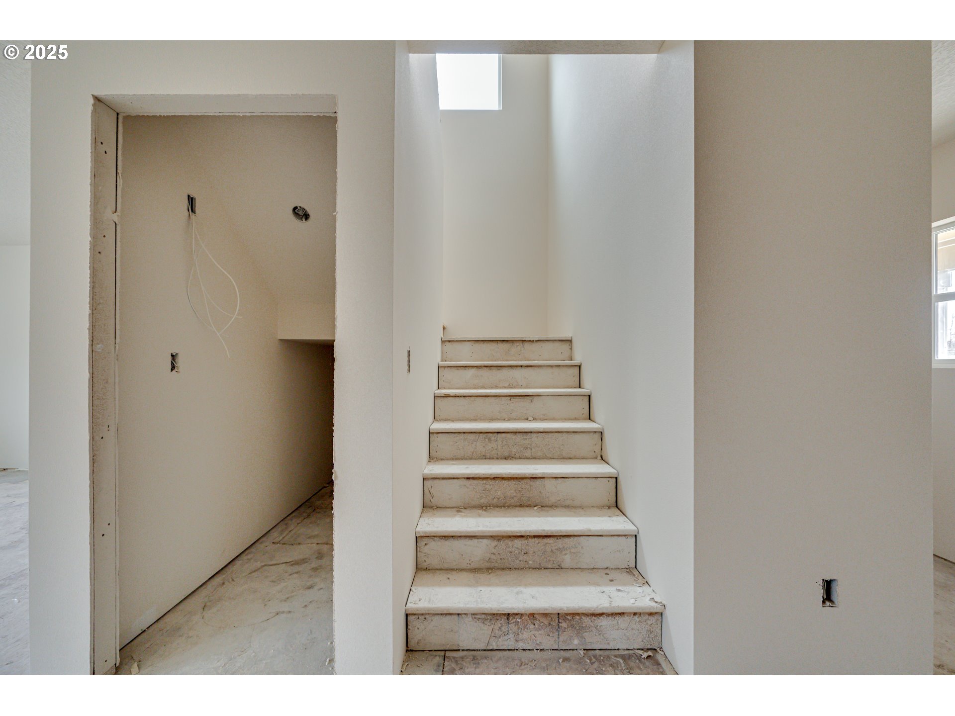 2010 Henderson Way Longview, WA 98632 - Photo 4 of 22