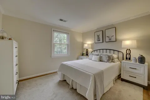 $1,249,000 | 1112 Fallsmead Way, Potomac, MD 20854