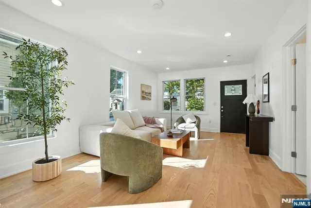 $1,550,000 | 37 Cypress Street, Millburn, NJ 07041