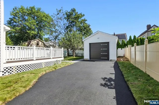 $1,550,000 | 37 Cypress Street, Millburn, NJ 07041