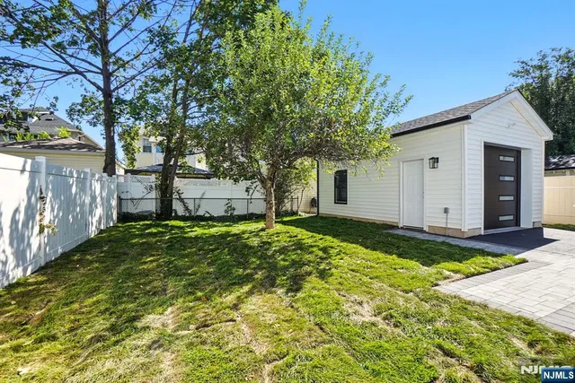 $1,550,000 | 37 Cypress Street, Millburn, NJ 07041