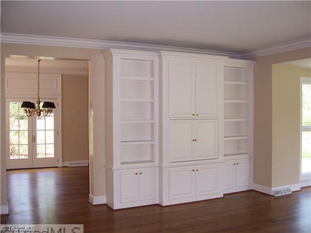 235 Cascade Drive High Point, NC 27265 - Photo 6 of 13 Living Room. Living room, looking into the dining room.