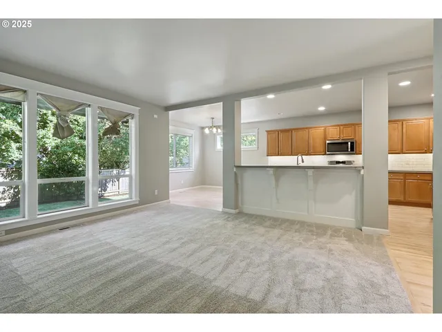 $724,900 | 23798 Southwest Heron Lakes Drive, Sherwood, OR 97140