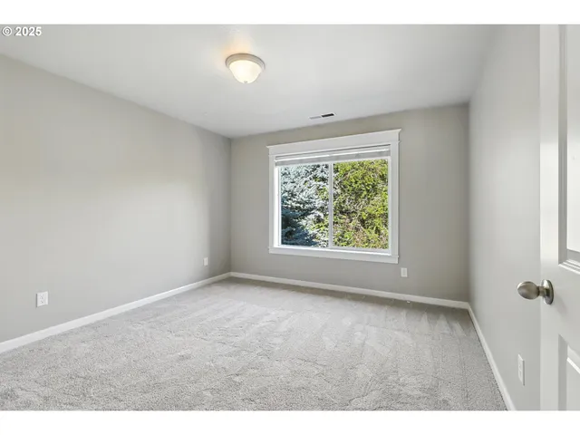 $724,900 | 23798 Southwest Heron Lakes Drive, Sherwood, OR 97140