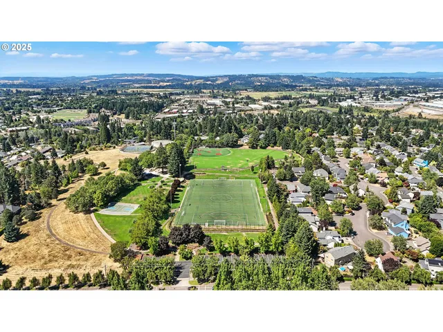 $724,900 | 23798 Southwest Heron Lakes Drive, Sherwood, OR 97140