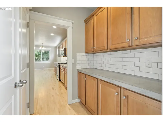 $724,900 | 23798 Southwest Heron Lakes Drive, Sherwood, OR 97140