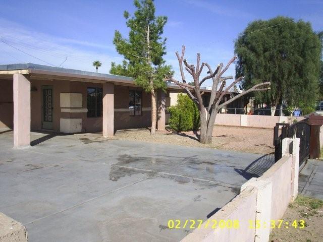 4014 West Monte Vista Road Phoenix, AZ 85009 - Photo 1 of 5 1