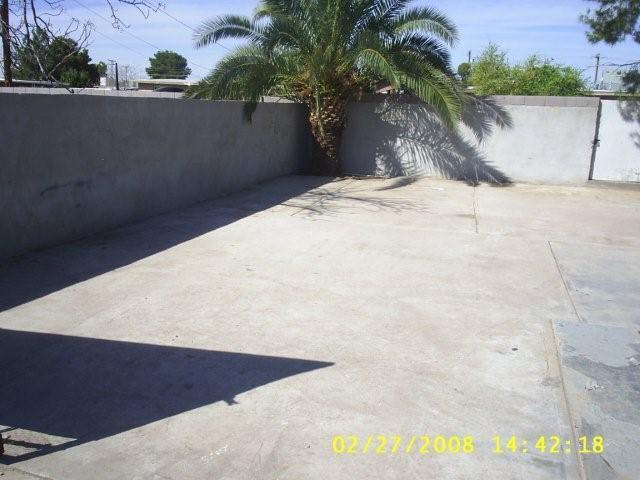 4014 West Monte Vista Road Phoenix, AZ 85009 - Photo 4 of 5 1
