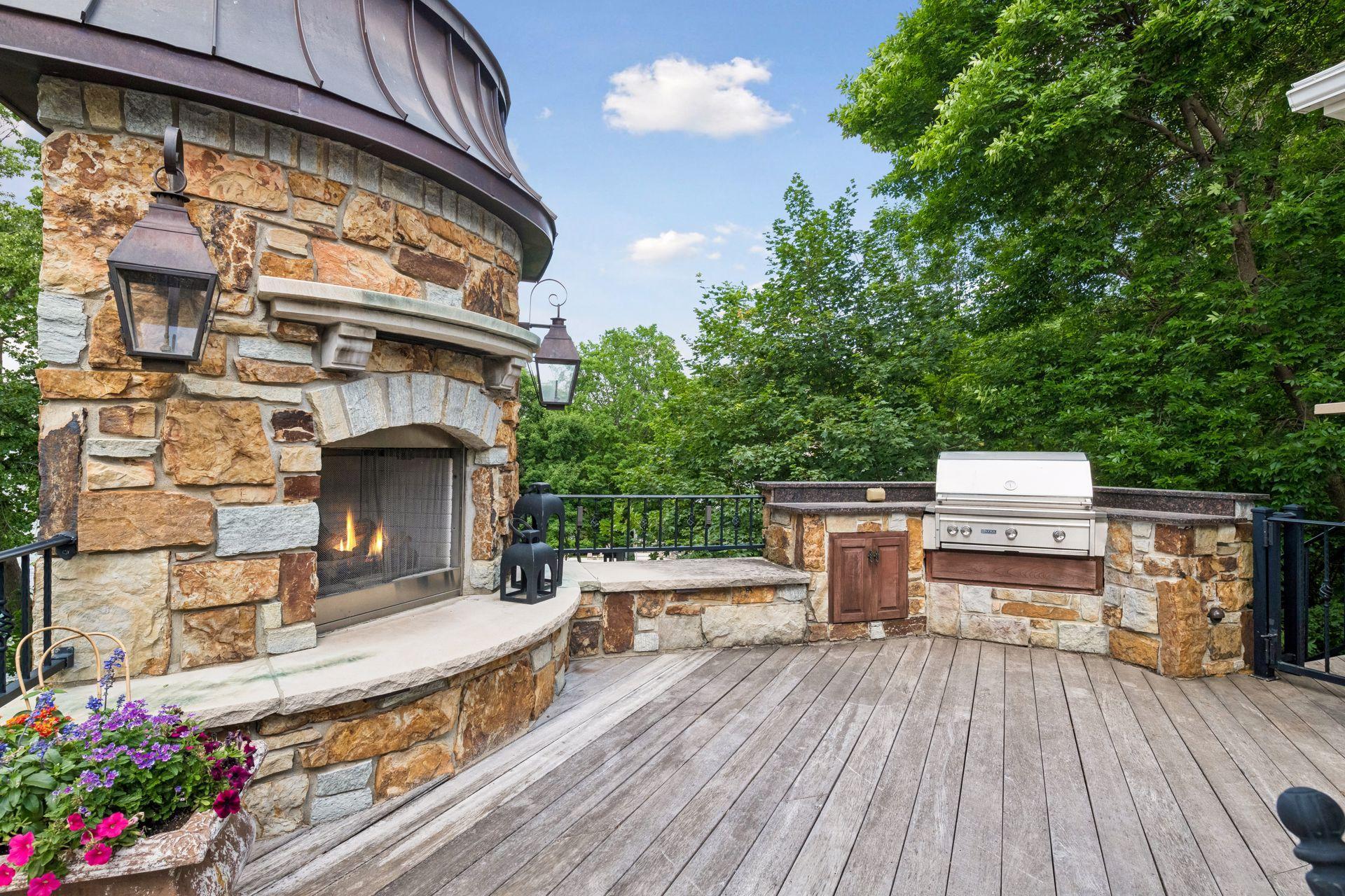 28028 Woodside Road Shorewood, MN 55331 - Photo 21 of 71 Gallery Image 21