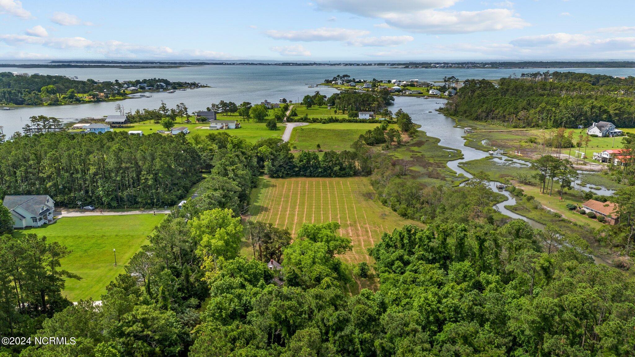 1-2 Landing Road Beaufort, NC 28516 - Photo 7 of 12 Creek to Core Sound