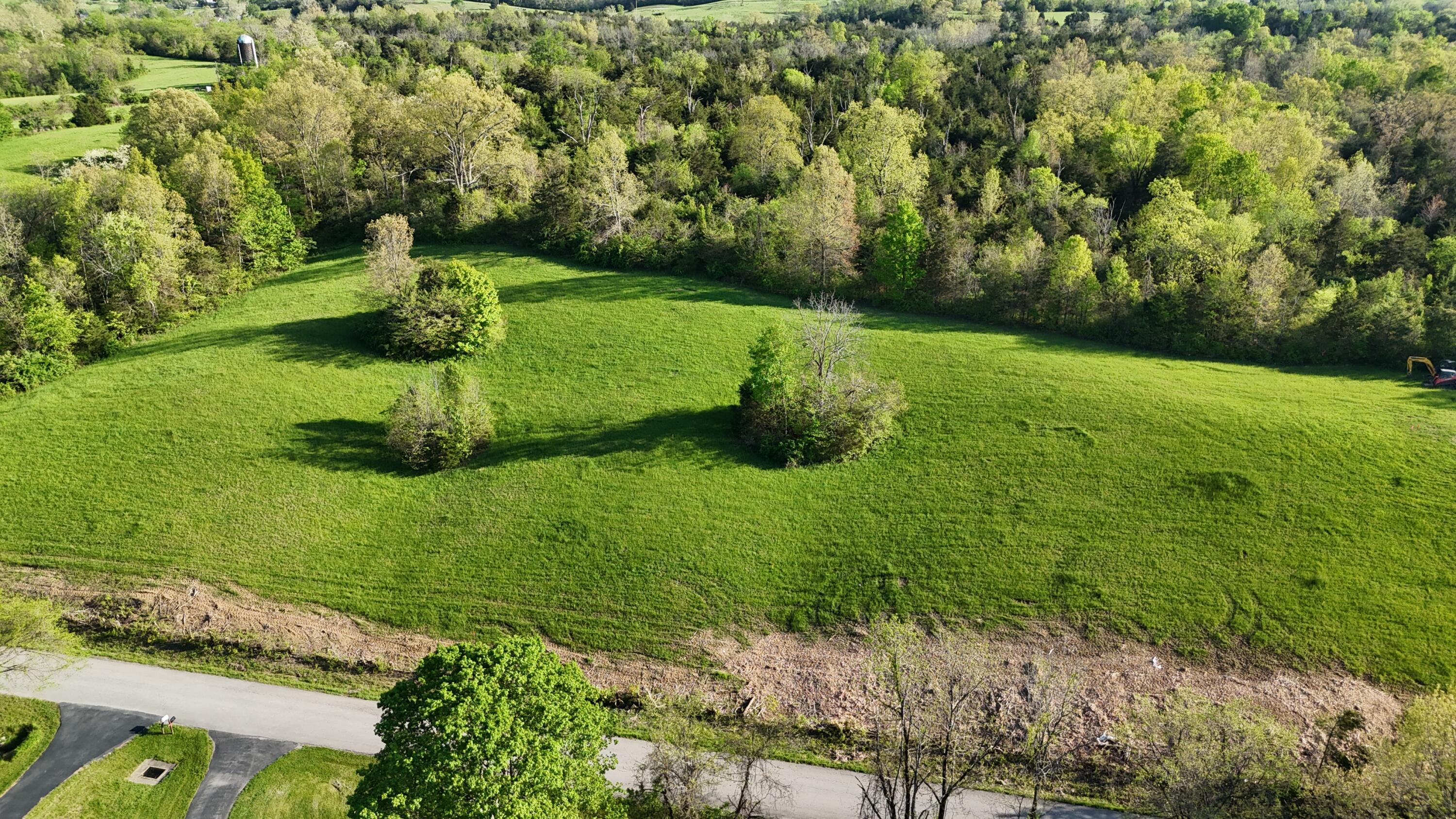 7 A Pumphouse Road Lawrenceburg, KY 40342 - Photo 2 of 17 .