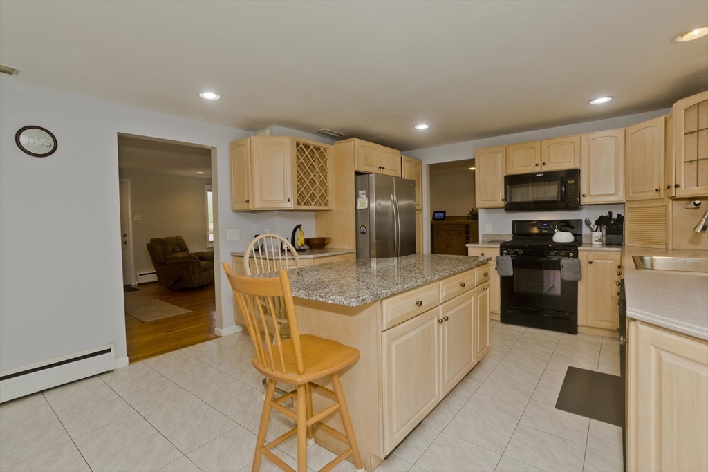 54 Sterling Road Holyoke, MA 01040 - Photo 21 of 37 Gallery Image 21