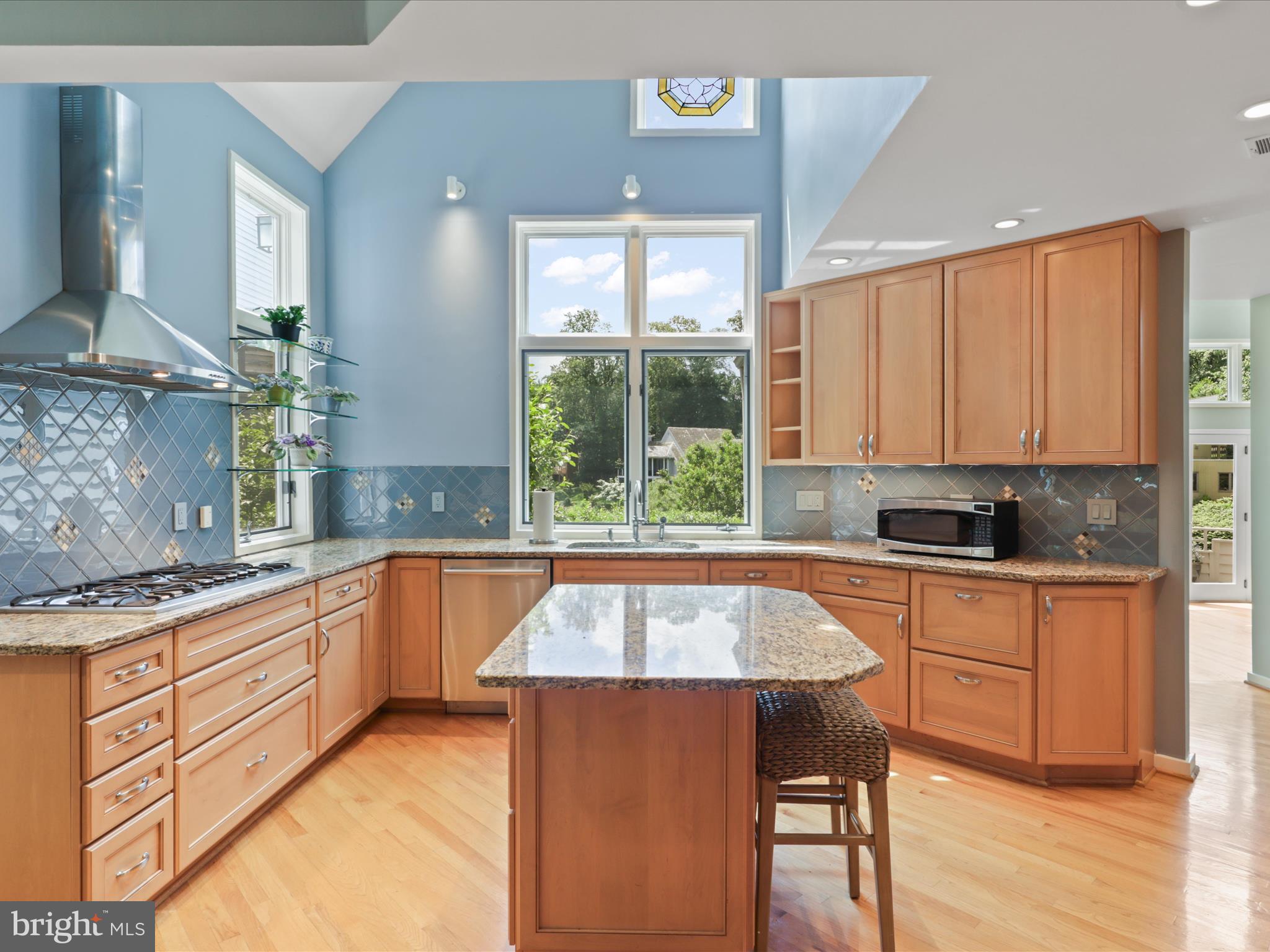11583 Greenwich Point Road Reston, VA 20194 - Photo 13 of 57 Gallery Image 13