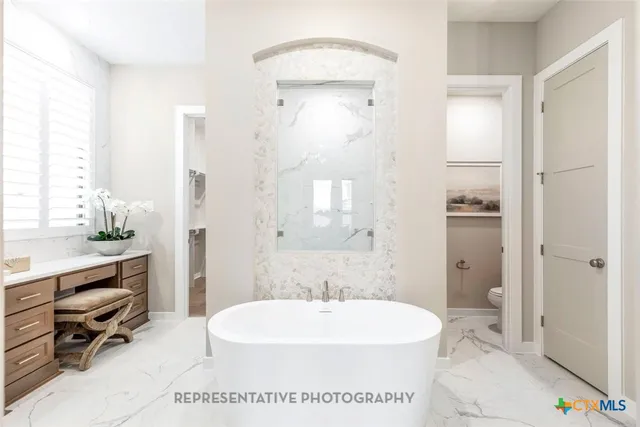 $848,127 | 121 Las Posas Drive, Liberty Hill, TX 78642