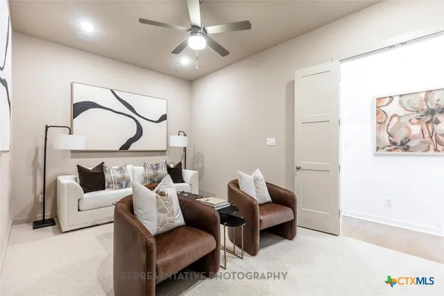 $848,127 | 121 Las Posas Drive, Liberty Hill, TX 78642