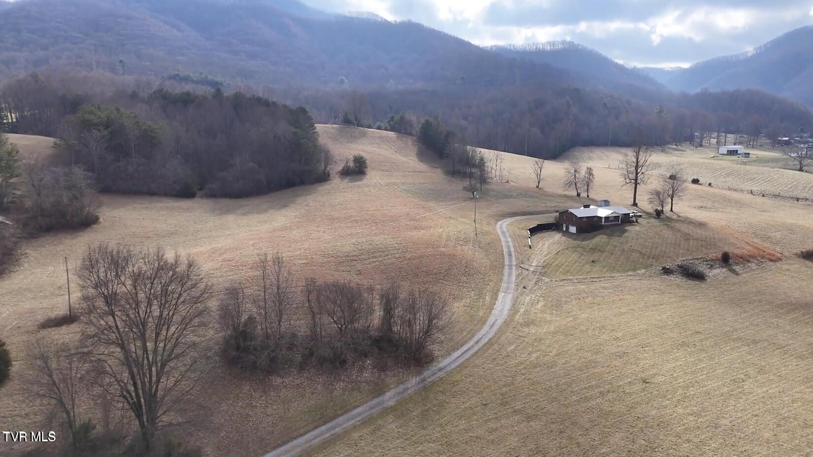 2517 Sinking Creek Road Johnson City, TN 37604 - Photo 74 of 86 41