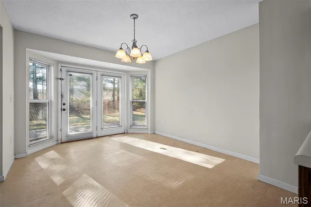 $335,000 | 20 White Chapel Court, O'Fallon, MO 63368