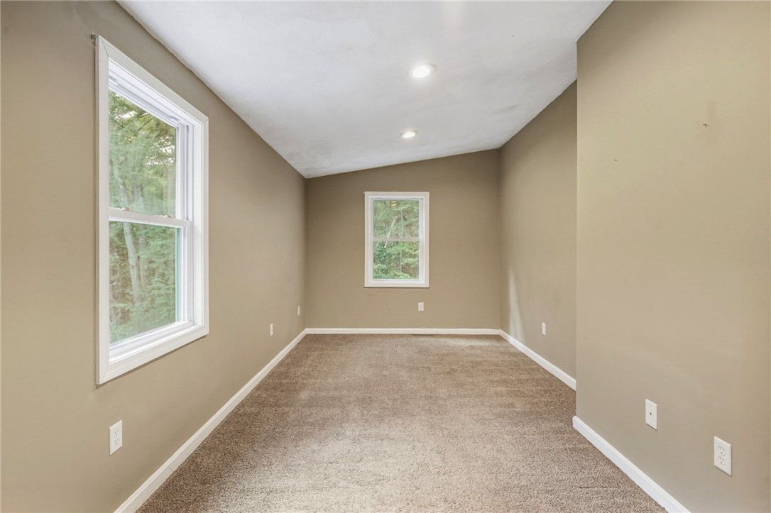 42 Tiffany Road Coventry, RI 02816 - Photo 22 of 38 Gallery Image 22