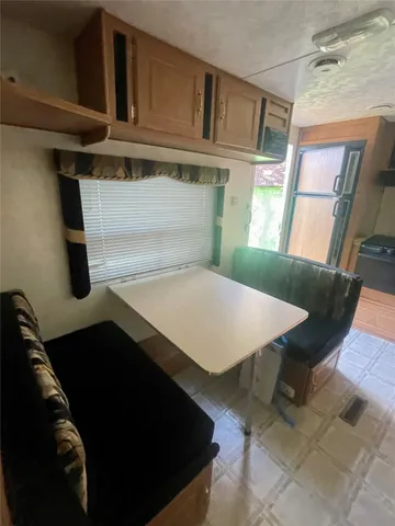 $595 | 728 South Shanks Street, Clute, TX 77531