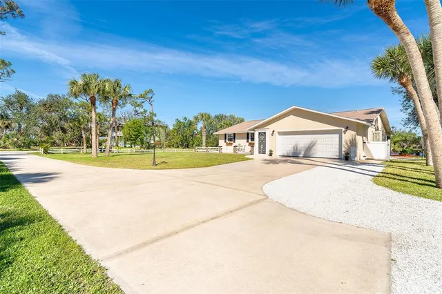$684,900 | 891 Harmony Lane, Englewood, FL 34223