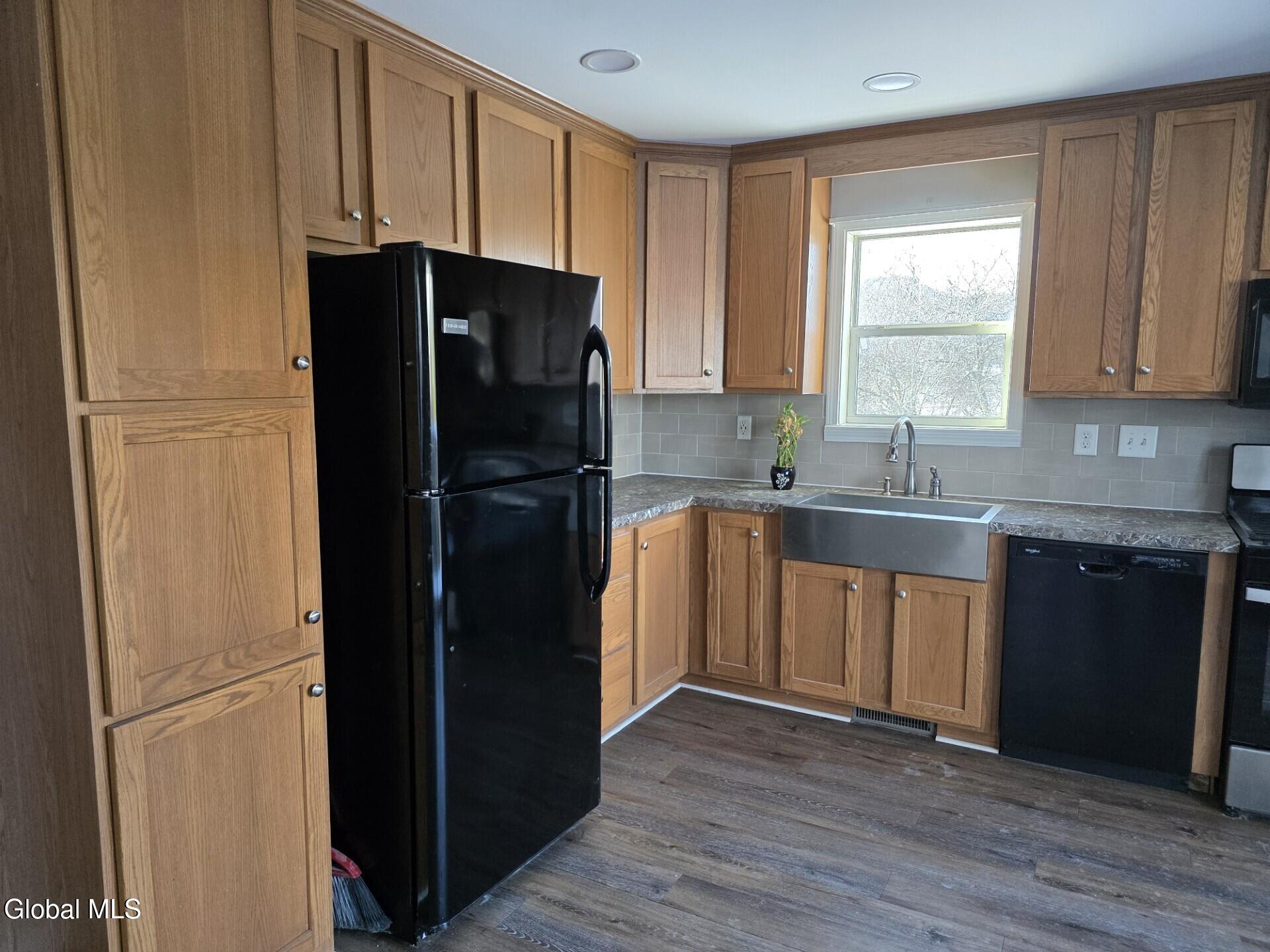 175 Main Street Schoharie, NY 12157 - Photo 8 of 33 Kitchen_5