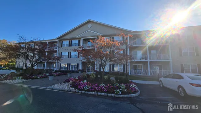 $320,000 | 103 Liddle Avenue, Edison, NJ 08837