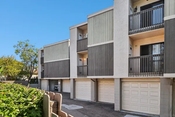 $635,000 | 4615 Pico Street, Unit 3, San Diego, CA 92109