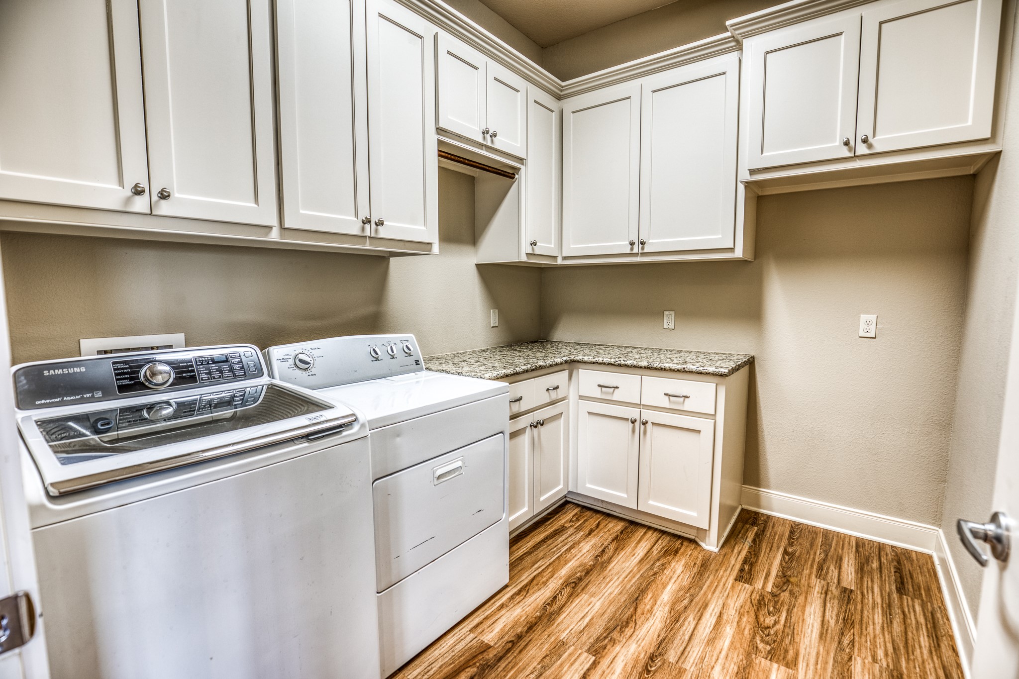 6892 Palm Road Sealy, TX 77474 - Photo 34 of 50 Gallery Image 34